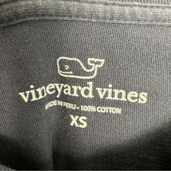 Vineyard Vines Chicago T-Shirt Size Men’s XS - Picture 2 of 3